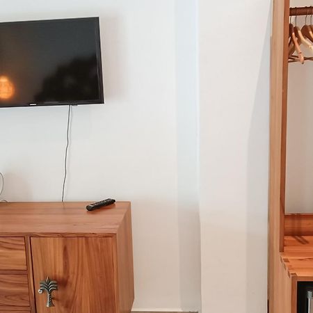Soraya Yoga Wellness Center Ξενοδοχείο Τζίλι Τραγουανγκάν Εξωτερικό φωτογραφία