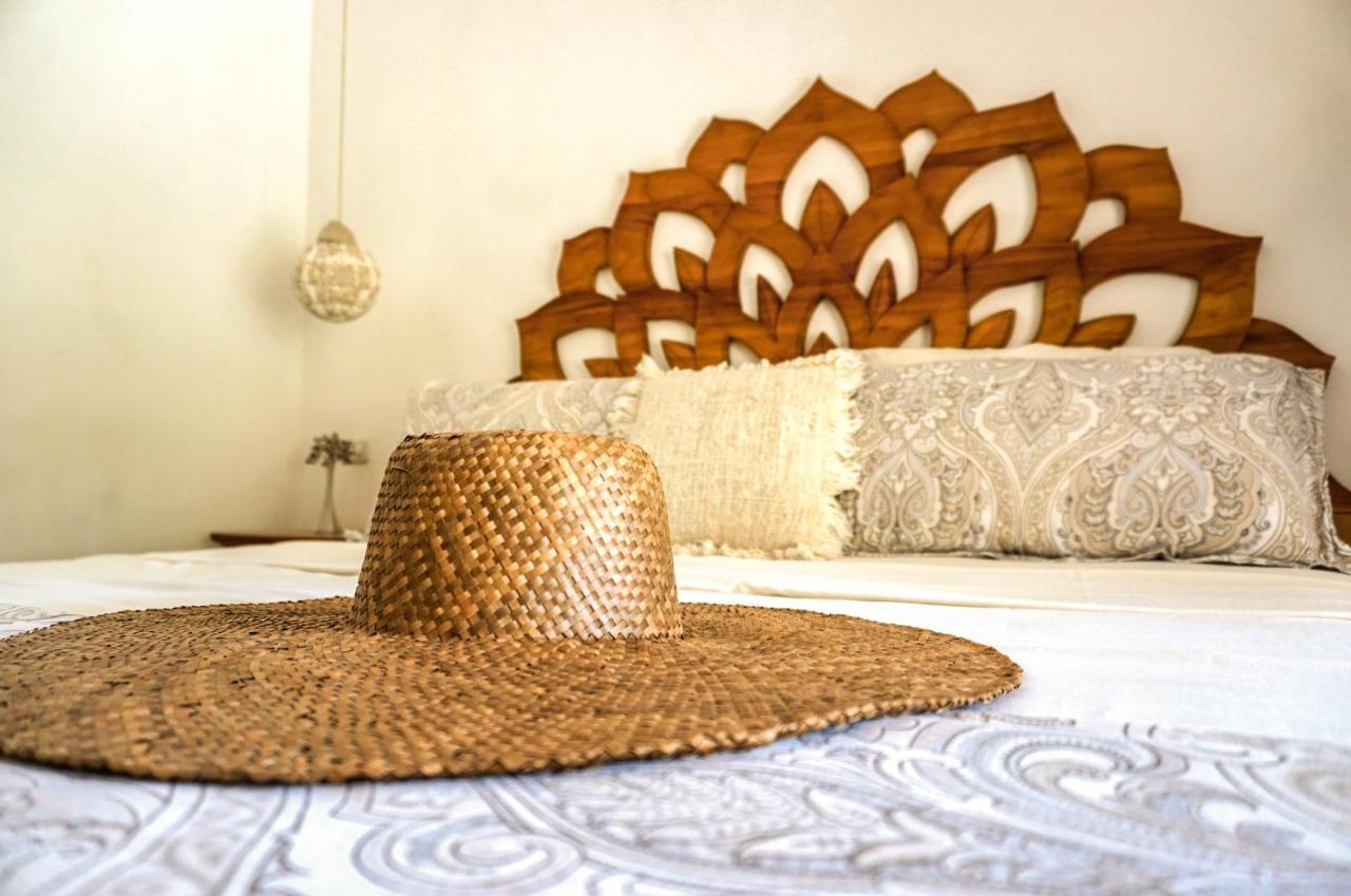 Soraya Yoga Wellness Center Ξενοδοχείο Τζίλι Τραγουανγκάν Εξωτερικό φωτογραφία
