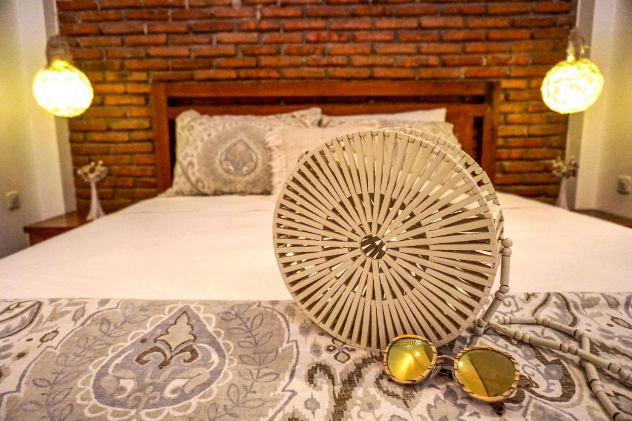 Soraya Yoga Wellness Center Ξενοδοχείο Τζίλι Τραγουανγκάν Εξωτερικό φωτογραφία