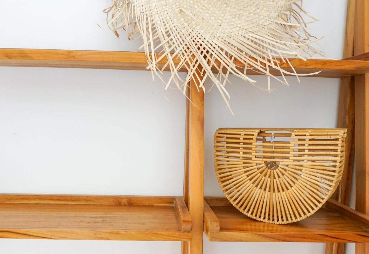 Soraya Yoga Wellness Center Ξενοδοχείο Τζίλι Τραγουανγκάν Εξωτερικό φωτογραφία