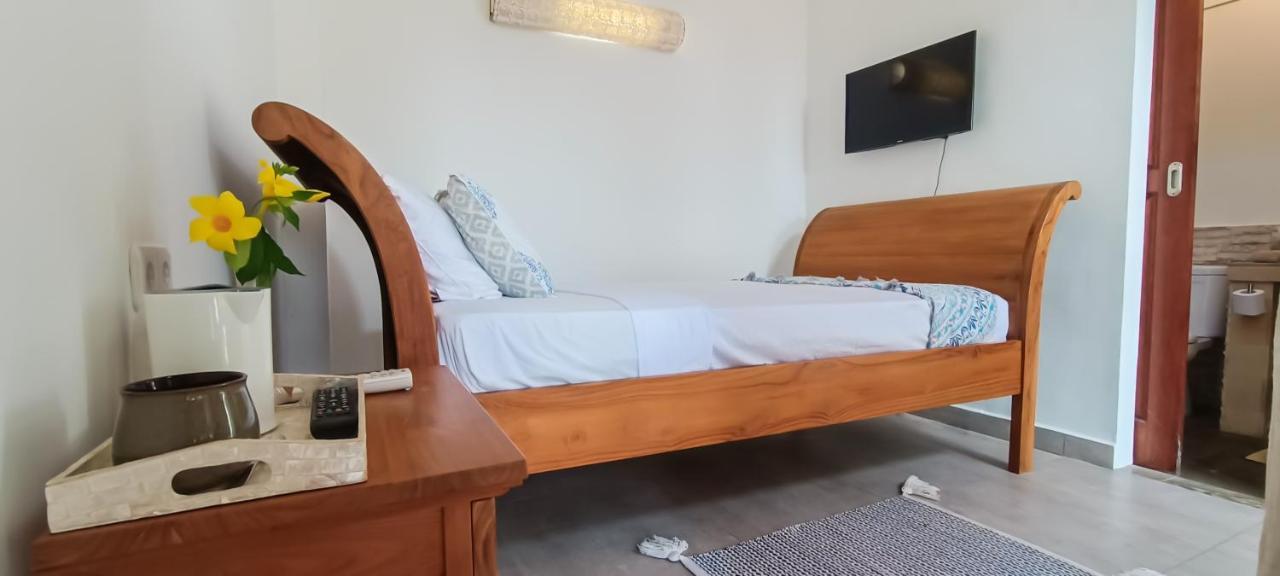 Soraya Yoga Wellness Center Ξενοδοχείο Τζίλι Τραγουανγκάν Εξωτερικό φωτογραφία