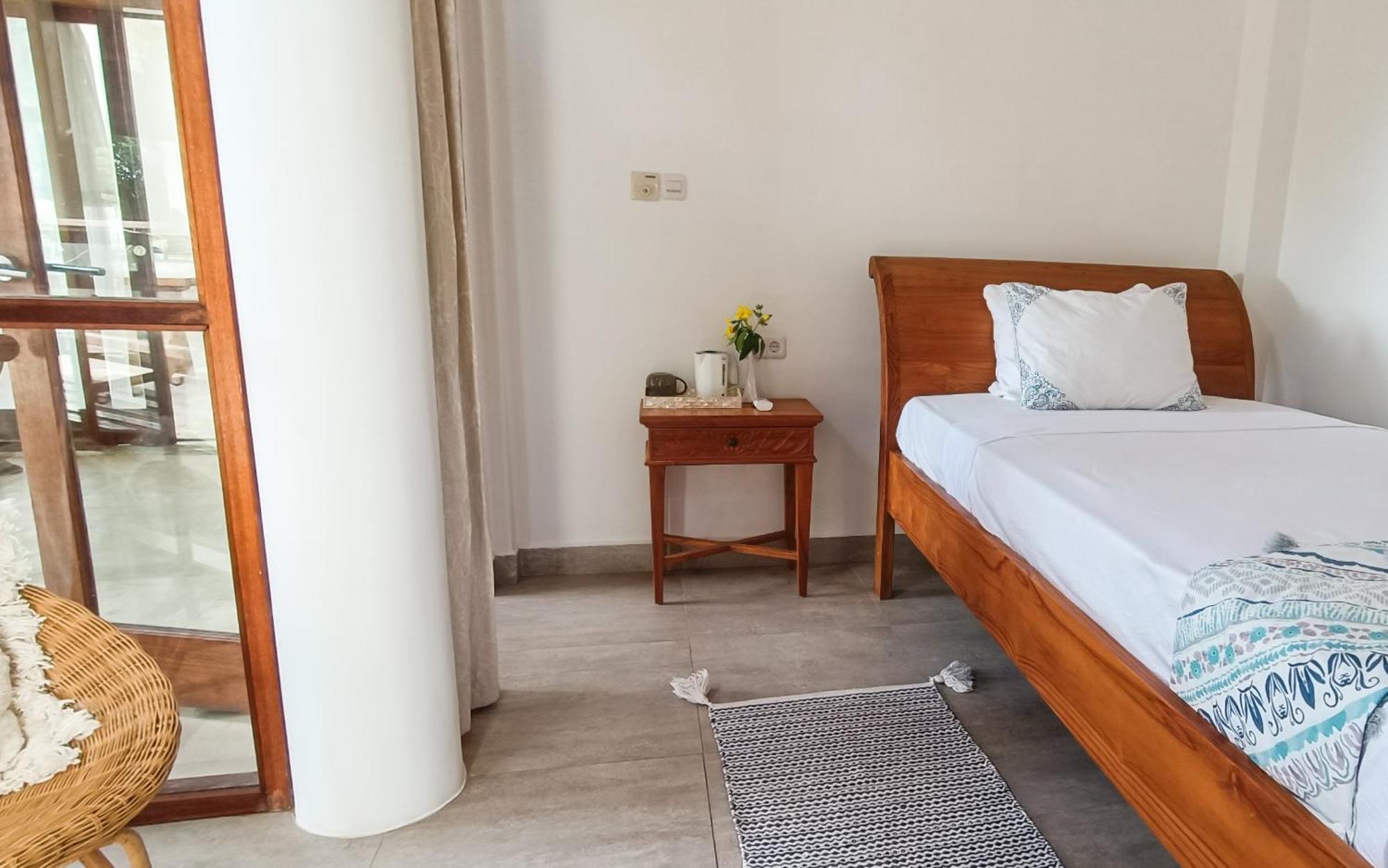 Soraya Yoga Wellness Center Ξενοδοχείο Τζίλι Τραγουανγκάν Εξωτερικό φωτογραφία
